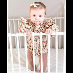 OLIVIA Floral Butterfly Sleeve Romper Baby Girl Size 70 (6-12m)